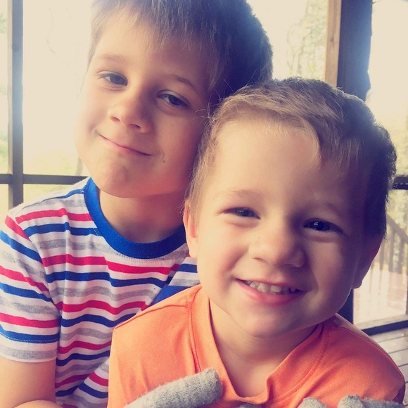 New and gently used clothing and shoes as well as purses, jewelry & other stuff! - Picture 3 of 8